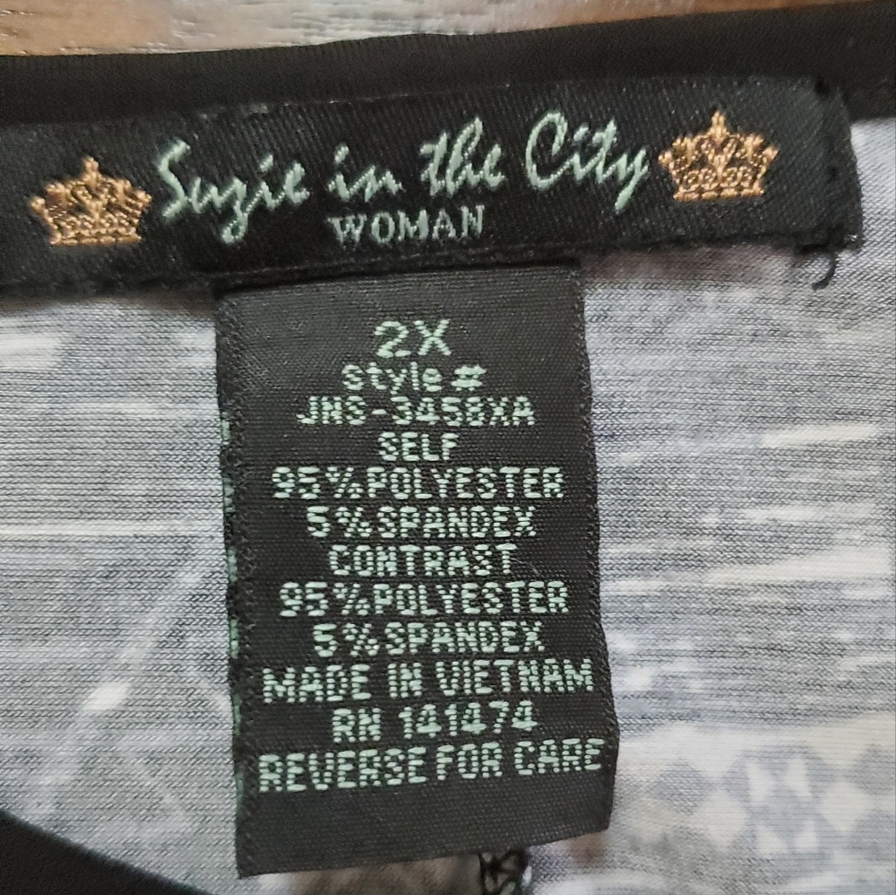 Suzie in the City Tunic Top 2X - Picture 6 of 8
